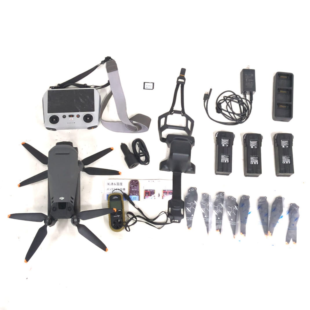DJI MAVIC 3 PRO ドローン